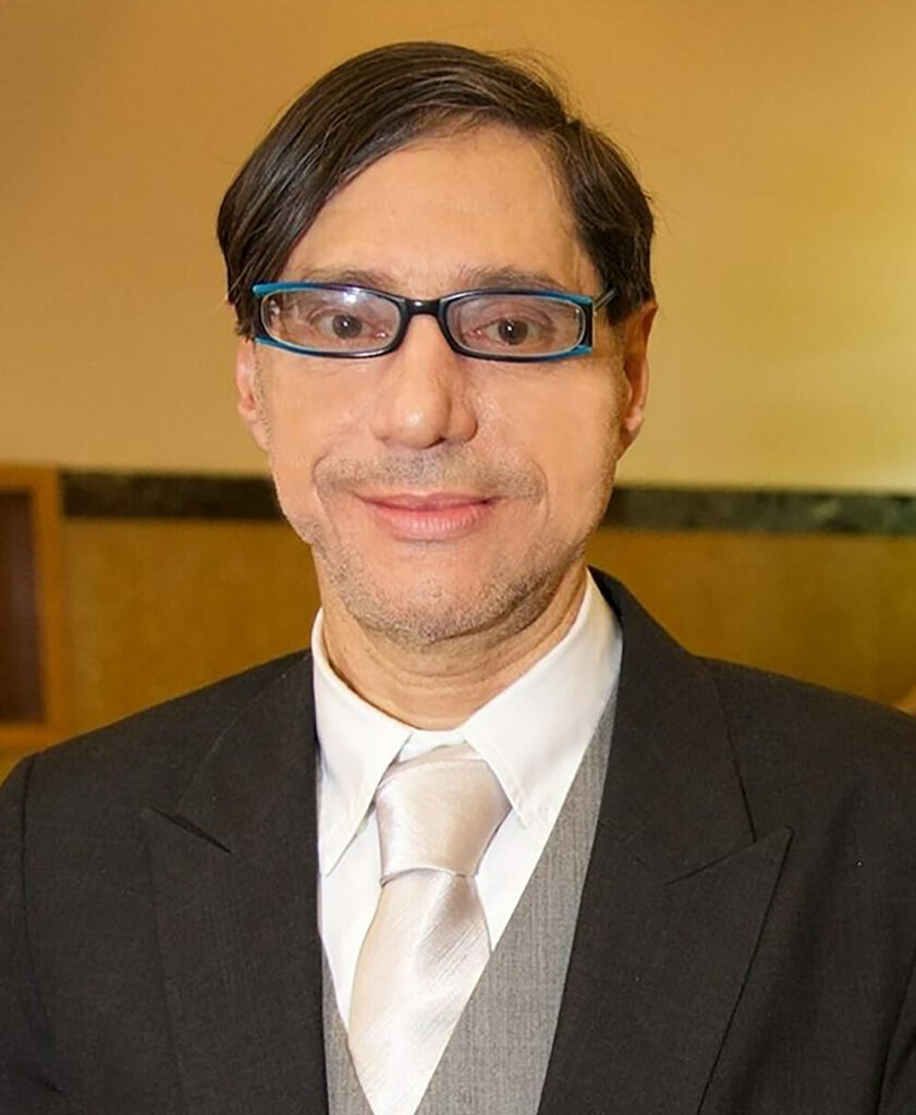 Fábio Sanches Molina,
Mestre em Ciências Contábeis pela PUC/SP